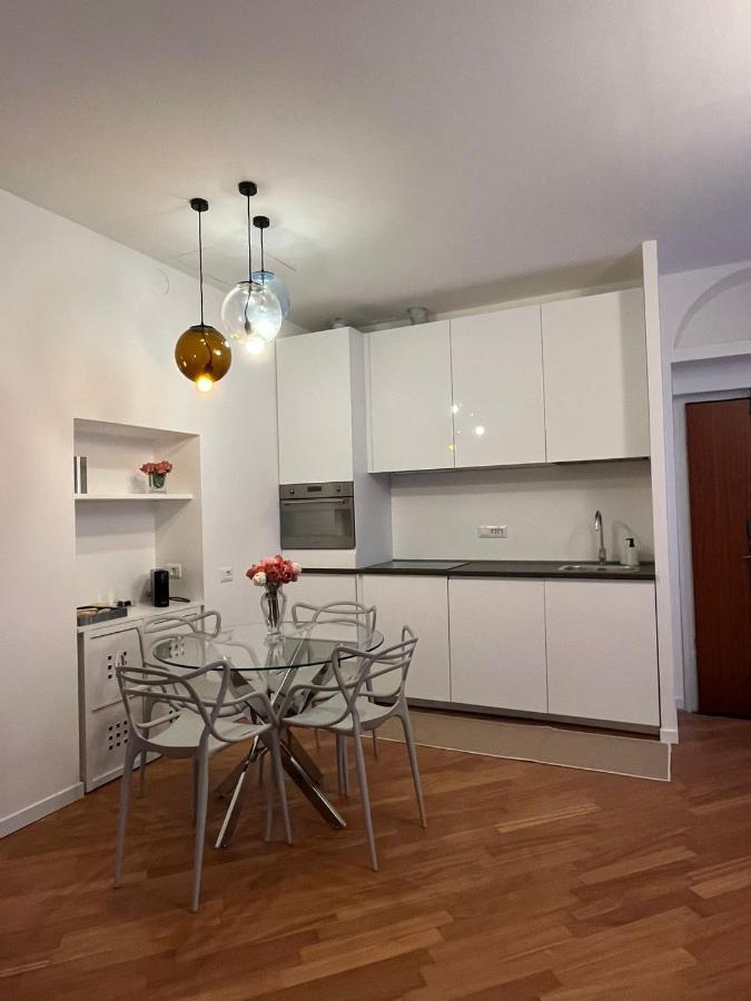 Casa Vercelli Delizioso Bilocale Moderno Nella Vecchia Milano Εξωτερικό φωτογραφία